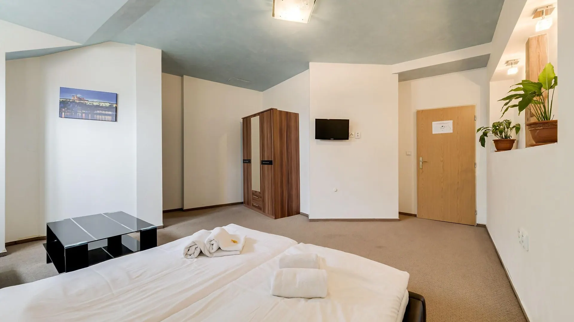 ***  Koruna Hotel Prague Czech Republic