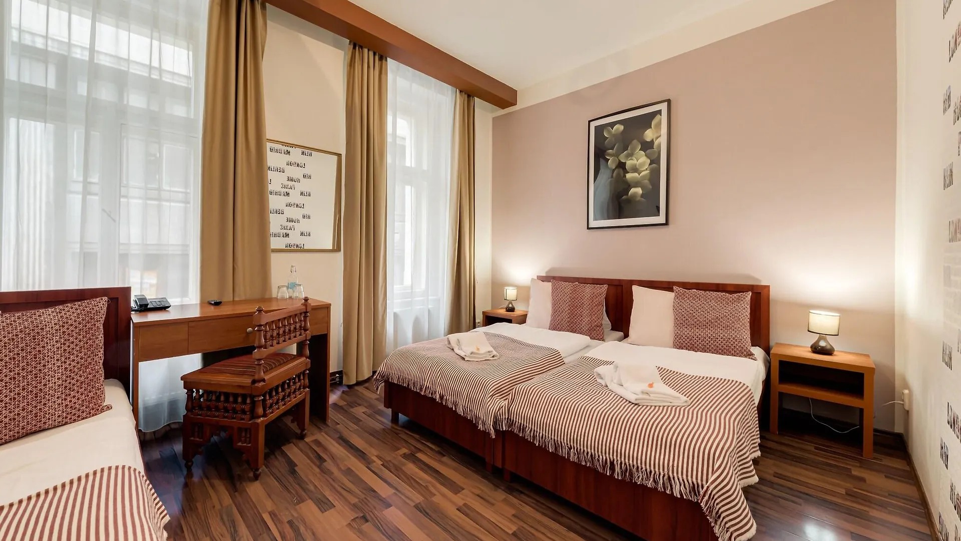 Koruna Hotel Praga República Checa