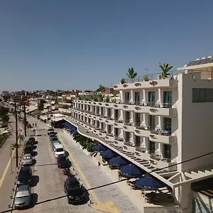 επισκεφθείτε το ξενοδοχείο
