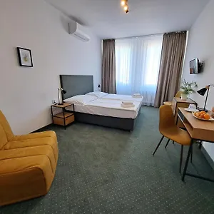 Отель Legie, Прага