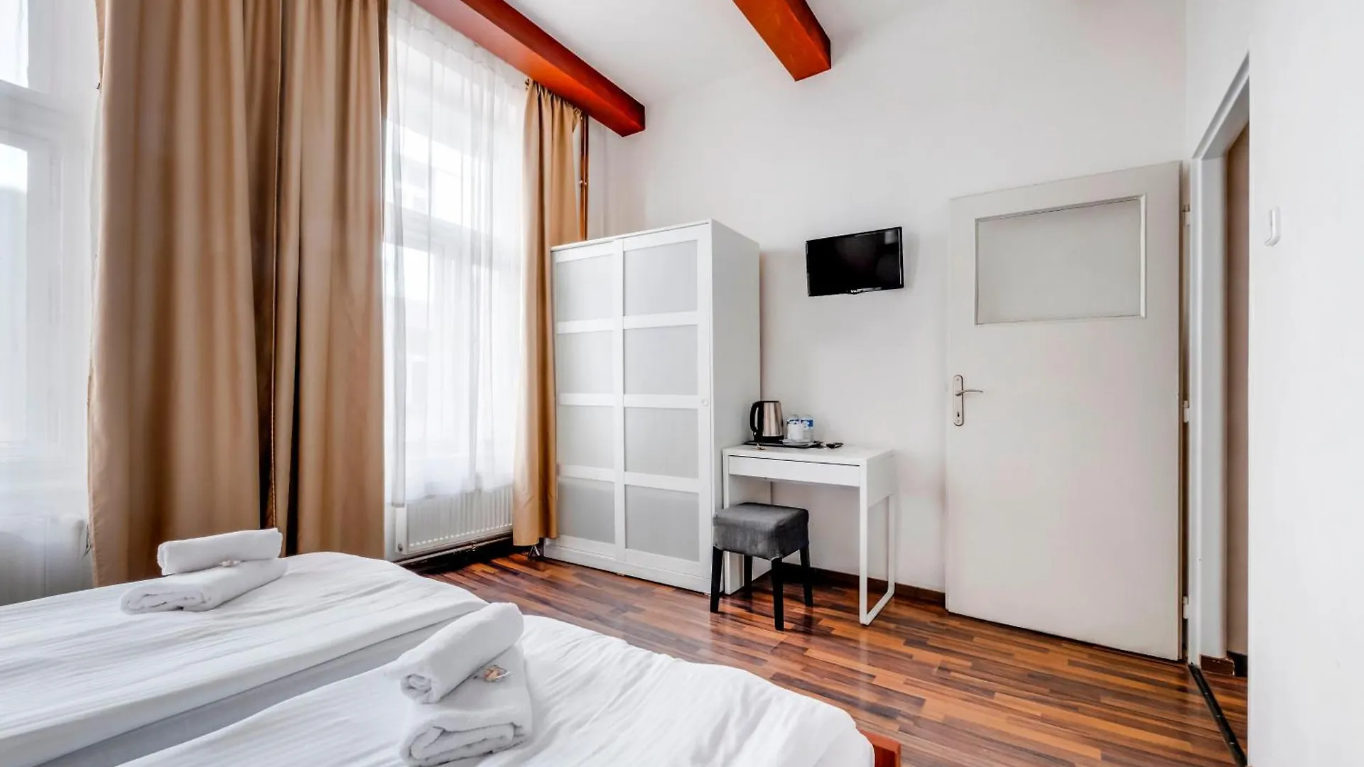 ***  Koruna Hotel Прага Чехия