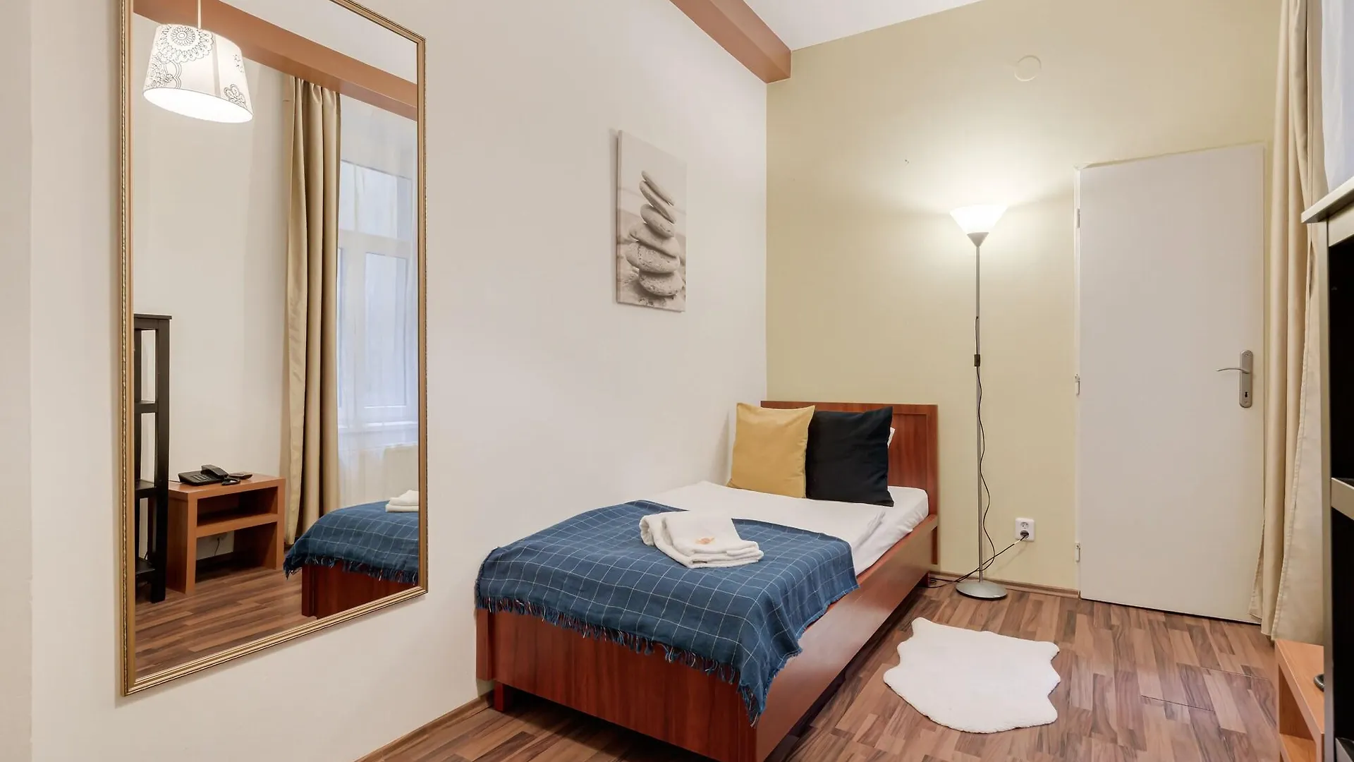 ***  Koruna Hotel Prága Csehország
